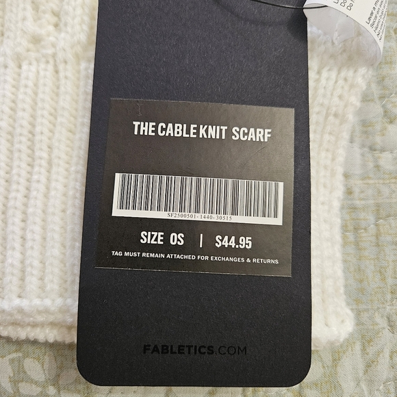 Fabletics Ivory Cable-Knit Scarf, Soft, One Size, Fisherman - Picture 5 of 7